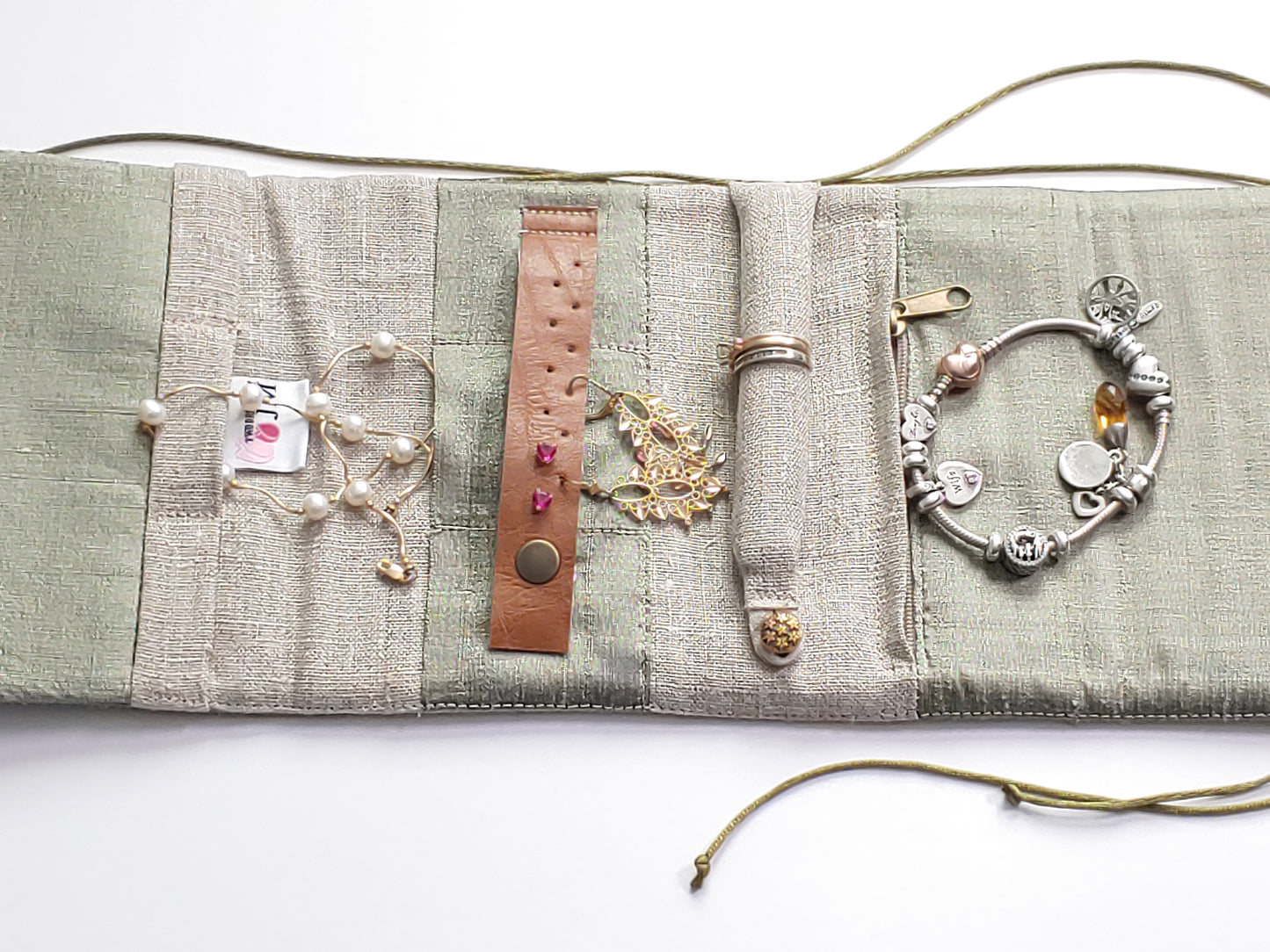 Travel Jewelry Roll